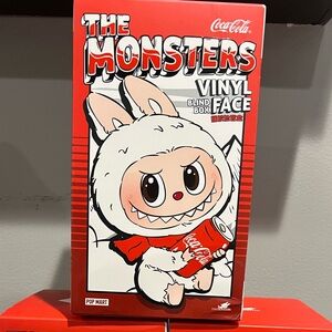Coca-Cola The Monsters Vinyl Box - Labubu